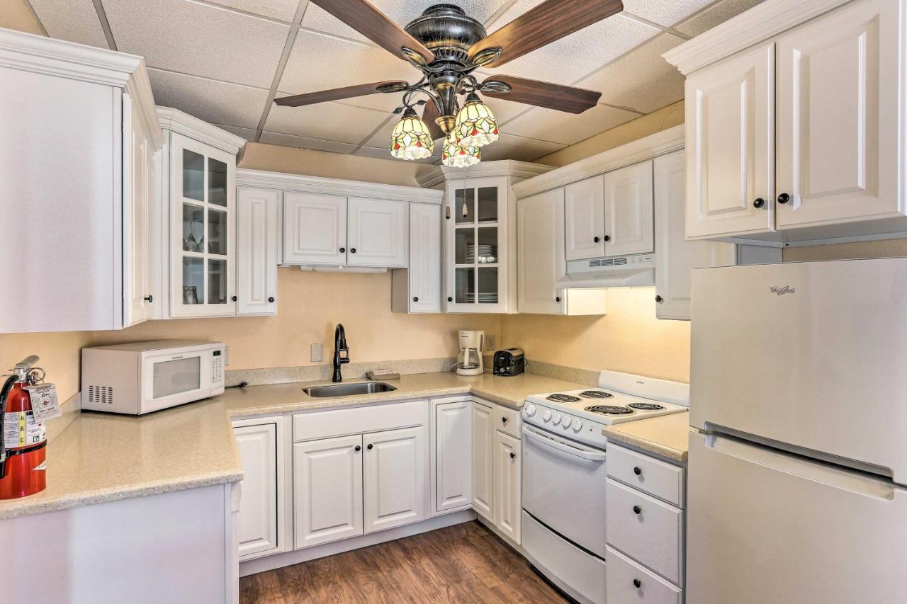 Custer Apt In Heart Of Town Shop, Dine, Hike Екстер'єр фото