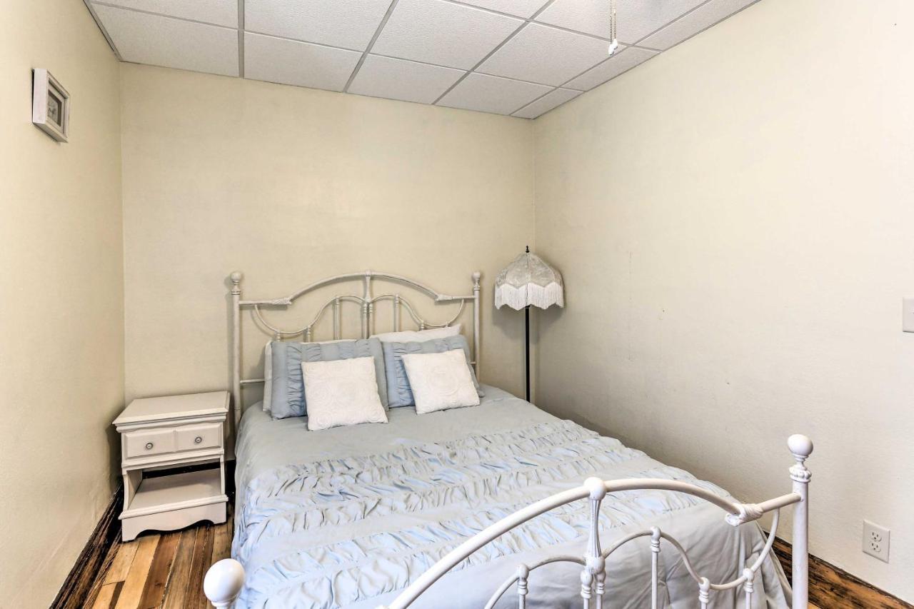 Custer Apt In Heart Of Town Shop, Dine, Hike Екстер'єр фото