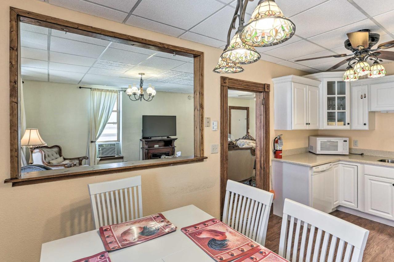 Custer Apt In Heart Of Town Shop, Dine, Hike Екстер'єр фото