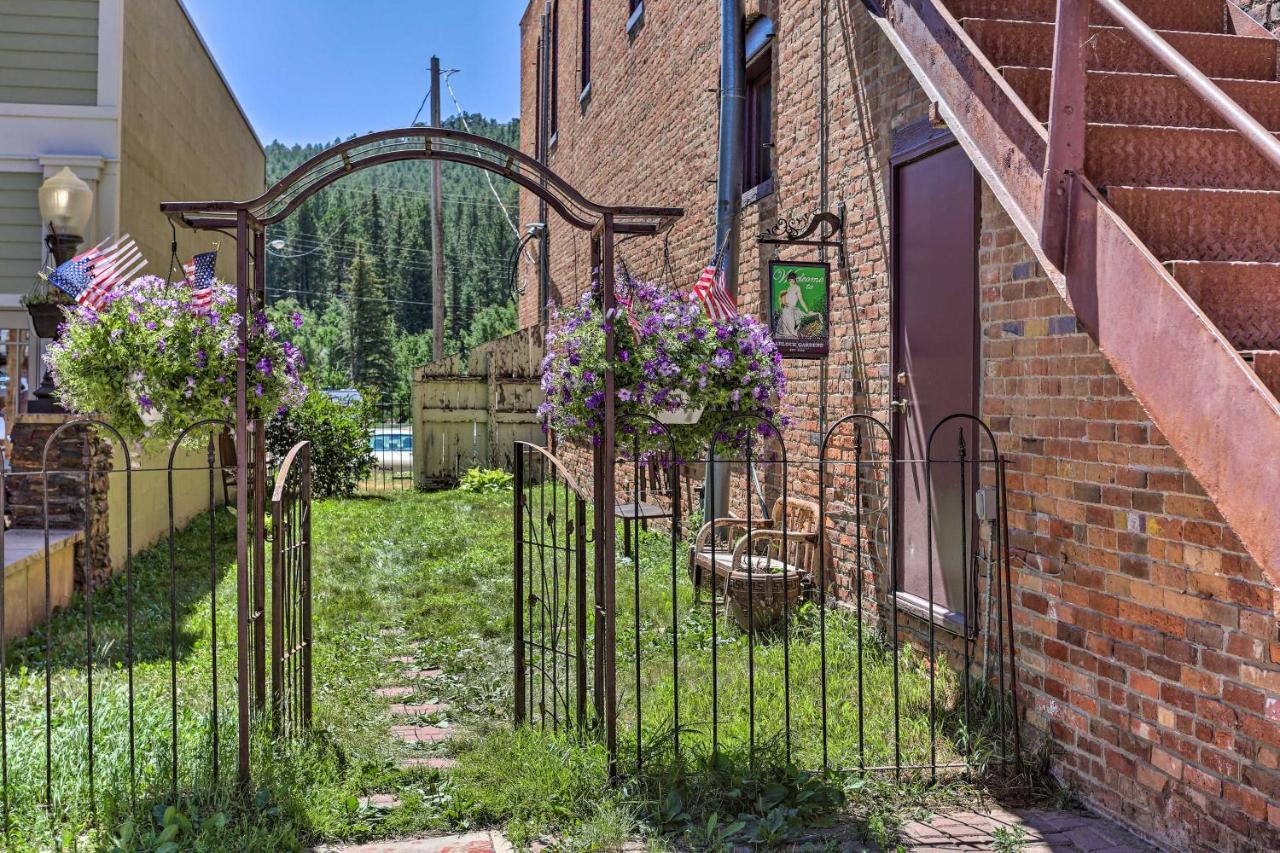 Custer Apt In Heart Of Town Shop, Dine, Hike Екстер'єр фото